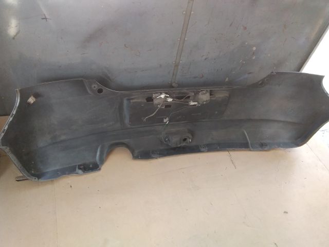 bontott SUZUKI SWIFT III Hátsó Lökhárító (Részeivel)