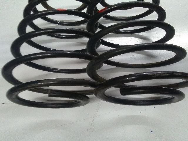 bontott SUZUKI SWIFT III Hátsó Rugó Pár