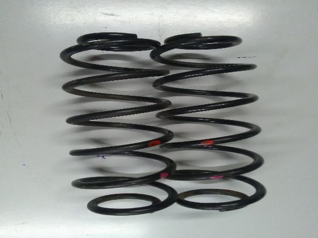 bontott SUZUKI SWIFT III Hátsó Rugó Pár