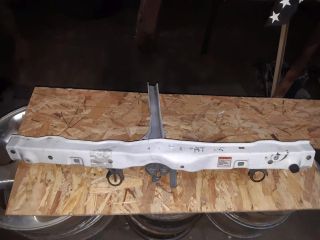 bontott SUZUKI SWIFT III Homlokfal (Üres lemez)