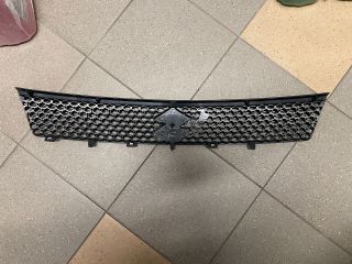 bontott SUZUKI SWIFT III Hűtőrács