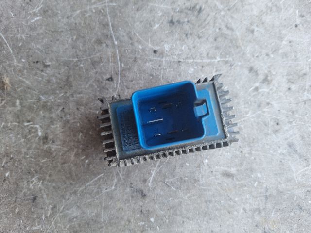 bontott SUZUKI SWIFT III Izzító Relé