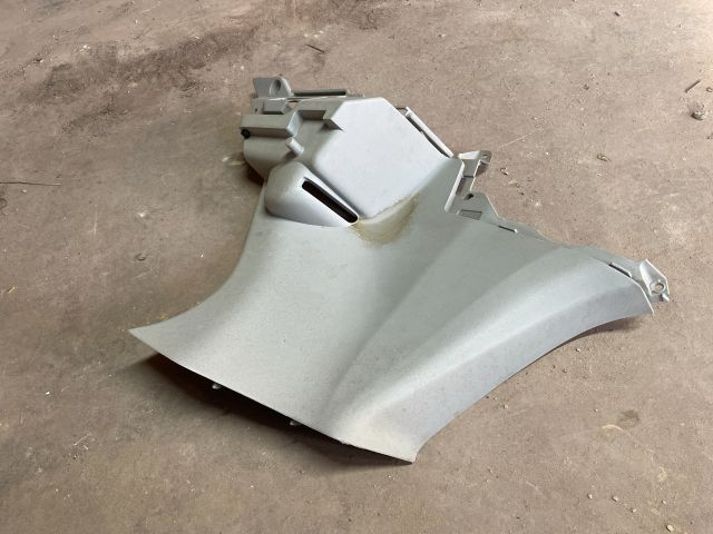 bontott SUZUKI SWIFT III Jobb C Oszlop Burkolat