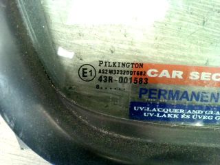 bontott SUZUKI SWIFT III Jobb C Oszlop Oldalablak Üveg