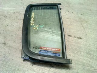 bontott SUZUKI SWIFT III Jobb C Oszlop Oldalablak Üveg