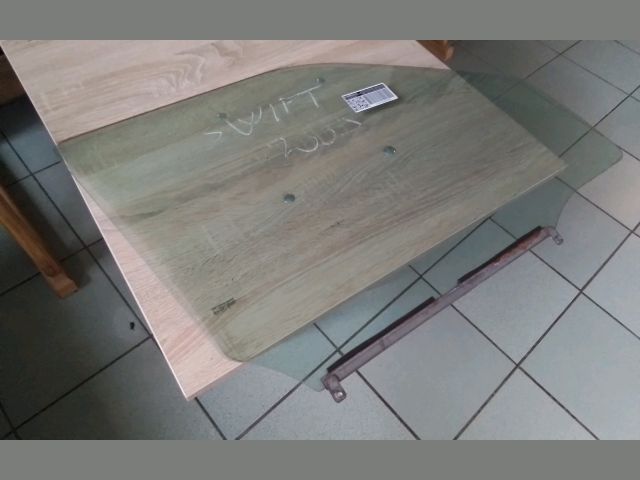bontott SUZUKI SWIFT III Jobb első Ablak