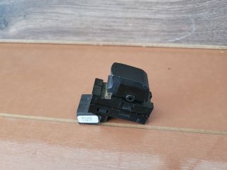 bontott SUZUKI SWIFT III Jobb első Ablakemelő Kapcsoló