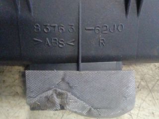 bontott SUZUKI SWIFT III Jobb első Ablakemelő Kapcsoló