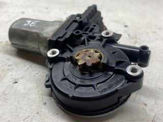 bontott SUZUKI SWIFT III Jobb első Ablakemelő Motor