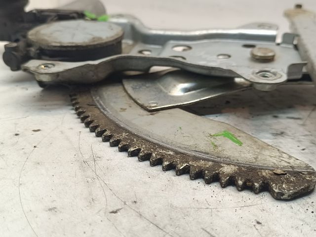 bontott SUZUKI SWIFT III Jobb első Ablakemelő Szerkezet (Elektromos)