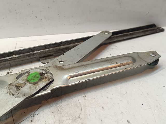 bontott SUZUKI SWIFT III Jobb első Ablakemelő Szerkezet (Elektromos)