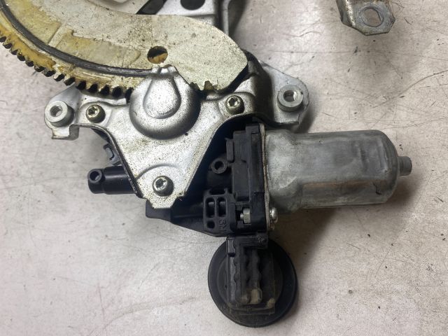 bontott SUZUKI SWIFT III Jobb első Ablakemelő Szerkezet (Elektromos)