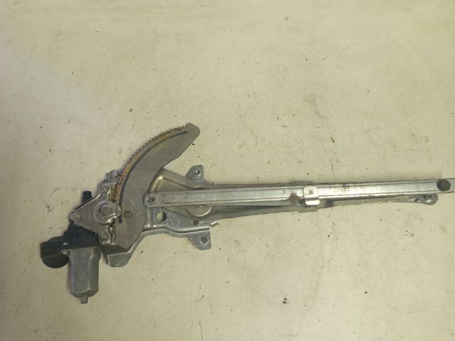 bontott SUZUKI SWIFT III Jobb első Ablakemelő Szerkezet (Elektromos)