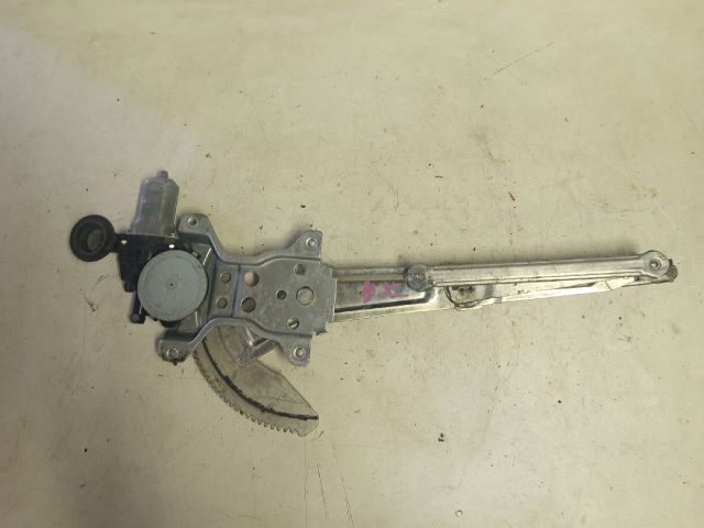 bontott SUZUKI SWIFT III Jobb első Ablakemelő Szerkezet (Elektromos)