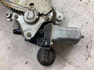 bontott SUZUKI SWIFT III Jobb első Ablakemelő Szerkezet (Elektromos)