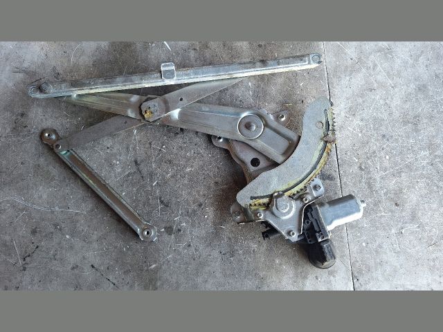 bontott SUZUKI SWIFT III Jobb első Ablakemelő Szerkezet (Elektromos)