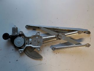 bontott SUZUKI SWIFT III Jobb első Ablakemelő Szerkezet (Elektromos)