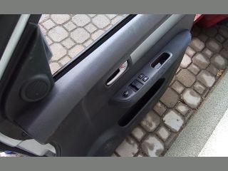 bontott SUZUKI SWIFT III Jobb első Ajtó (Részeivel)