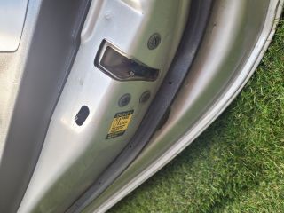 bontott SUZUKI SWIFT III Jobb első Ajtó (Részeivel)