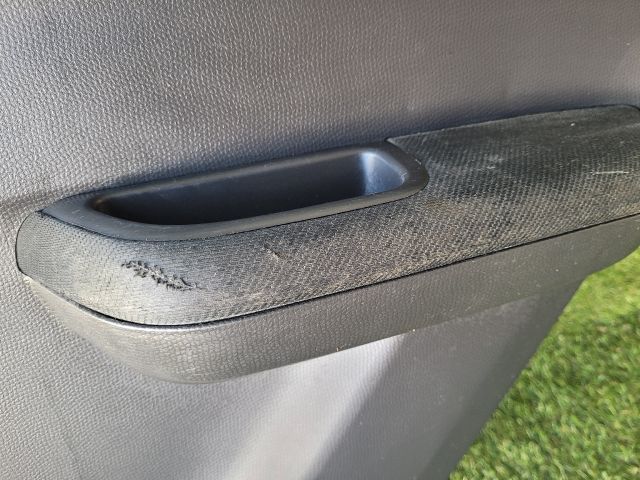 bontott SUZUKI SWIFT III Jobb első Ajtó (Részeivel)