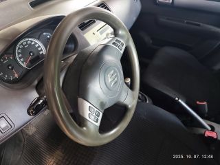 bontott SUZUKI SWIFT III Jobb első Ajtó (Részeivel)