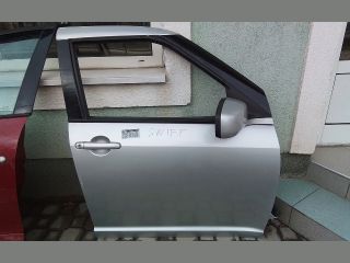 bontott SUZUKI SWIFT III Jobb első Ajtó (Részeivel)