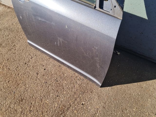 bontott SUZUKI SWIFT III Jobb első Ajtó (Üres lemez)