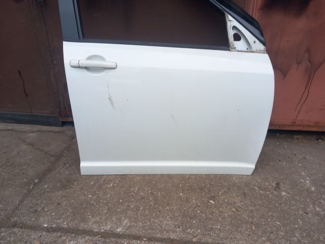 bontott SUZUKI SWIFT III Jobb első Ajtó (Üres lemez)