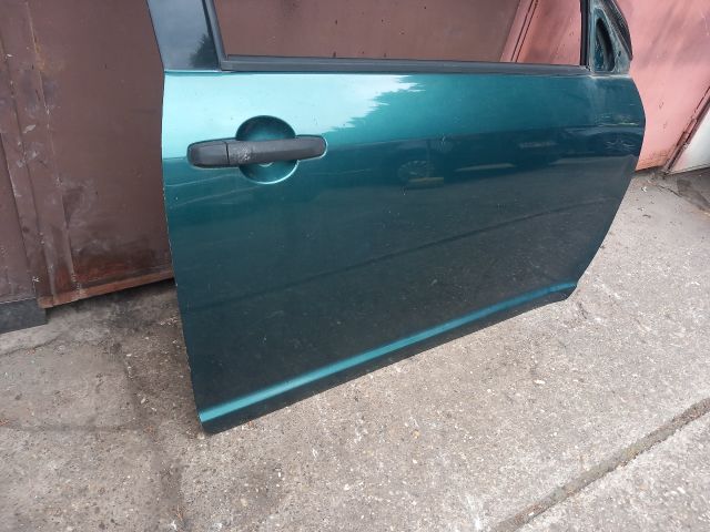 bontott SUZUKI SWIFT III Jobb első Ajtó (Üres lemez)