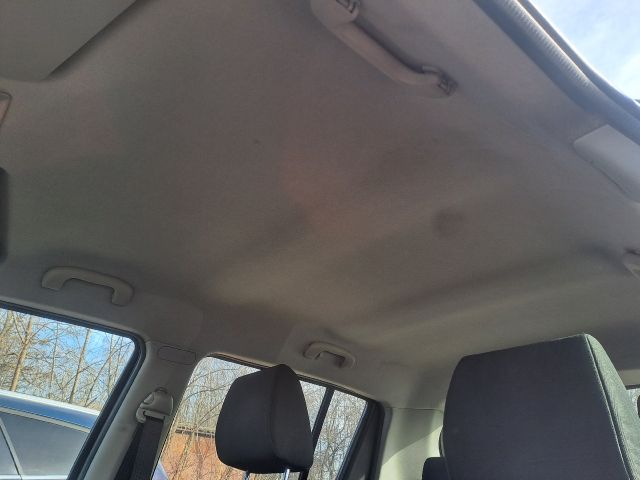 bontott SUZUKI SWIFT III Jobb első Belső Kilincs