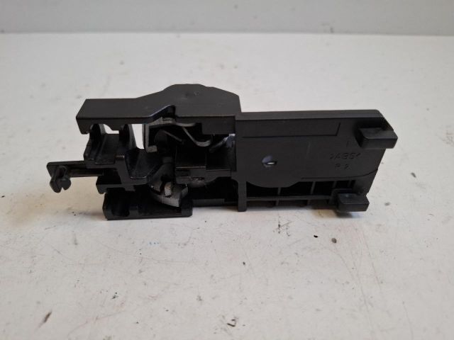 bontott SUZUKI SWIFT III Jobb első Belső Kilincs