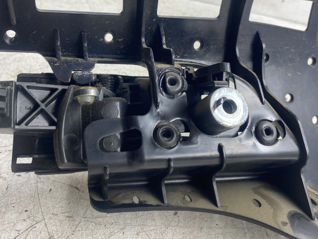 bontott SUZUKI SWIFT III Jobb első Belső Kilincs