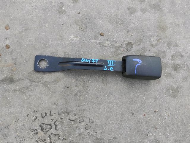 bontott SUZUKI SWIFT III Jobb első Biztonsági Öv Csat