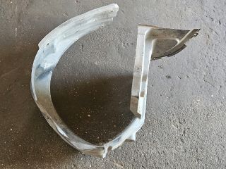 bontott SUZUKI SWIFT III Jobb első Dobbetét (Kerékjárati, Műanyag)