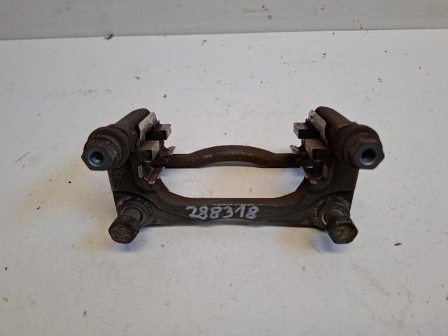 bontott SUZUKI SWIFT III Jobb első Féltengely Tartó