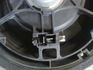 bontott SUZUKI SWIFT III Jobb első Hangszóró