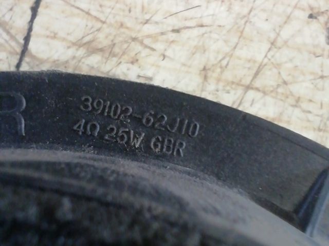 bontott SUZUKI SWIFT III Jobb első Hangszóró