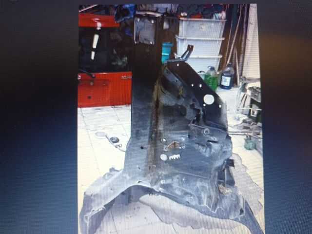 bontott SUZUKI SWIFT III Jobb első Hossznyúlvány