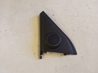 bontott SUZUKI SWIFT III Jobb első Kis Hangszóró Burkolat