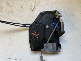 bontott SUZUKI SWIFT III Jobb első Központizár Motor