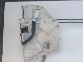 bontott SUZUKI SWIFT III Jobb első Központizár Motor