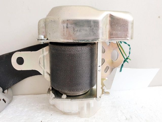 bontott SUZUKI SWIFT III Jobb első Övfeszítő