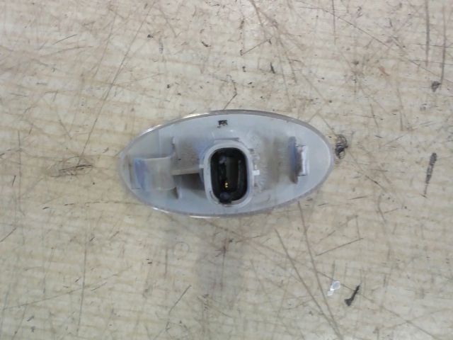 bontott SUZUKI SWIFT III Jobb első Sárvédő Irányjelző