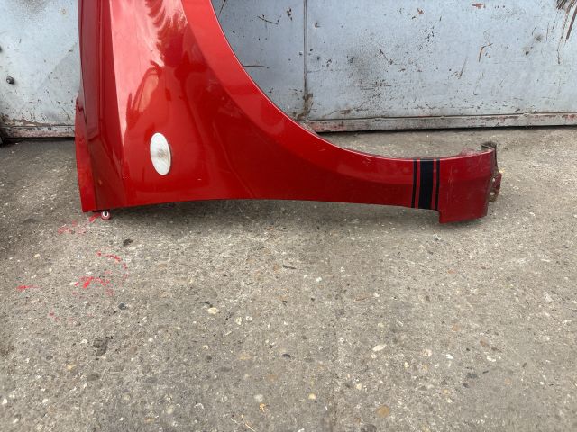 bontott SUZUKI SWIFT III Jobb első Sárvédő