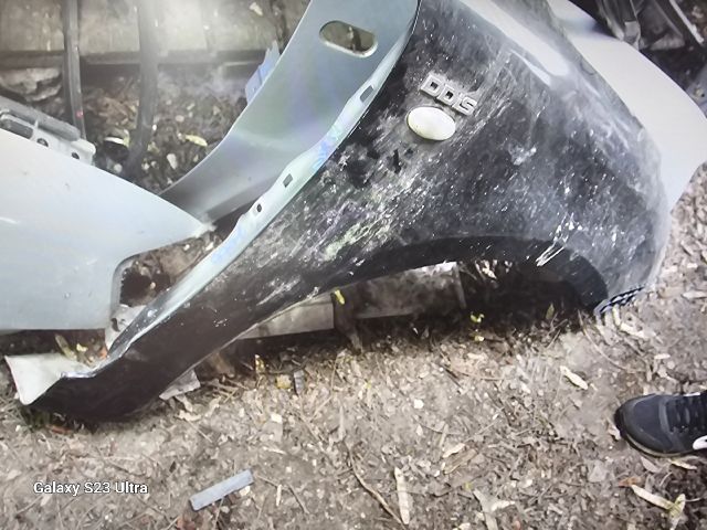 bontott SUZUKI SWIFT III Jobb első Sárvédő