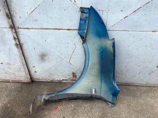 bontott SUZUKI SWIFT III Jobb első Sárvédő