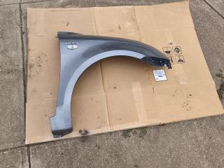 bontott SUZUKI SWIFT III Jobb első Sárvédő