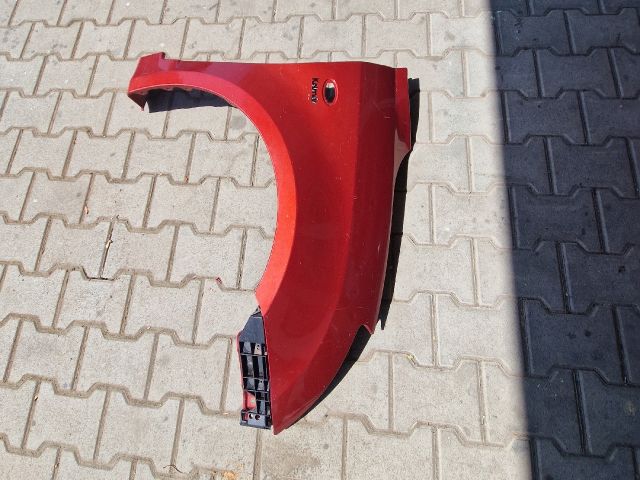 bontott SUZUKI SWIFT III Jobb első Sárvédő