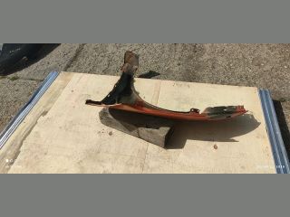 bontott SUZUKI SWIFT III Jobb első Sárvédő