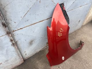 bontott SUZUKI SWIFT III Jobb első Sárvédő